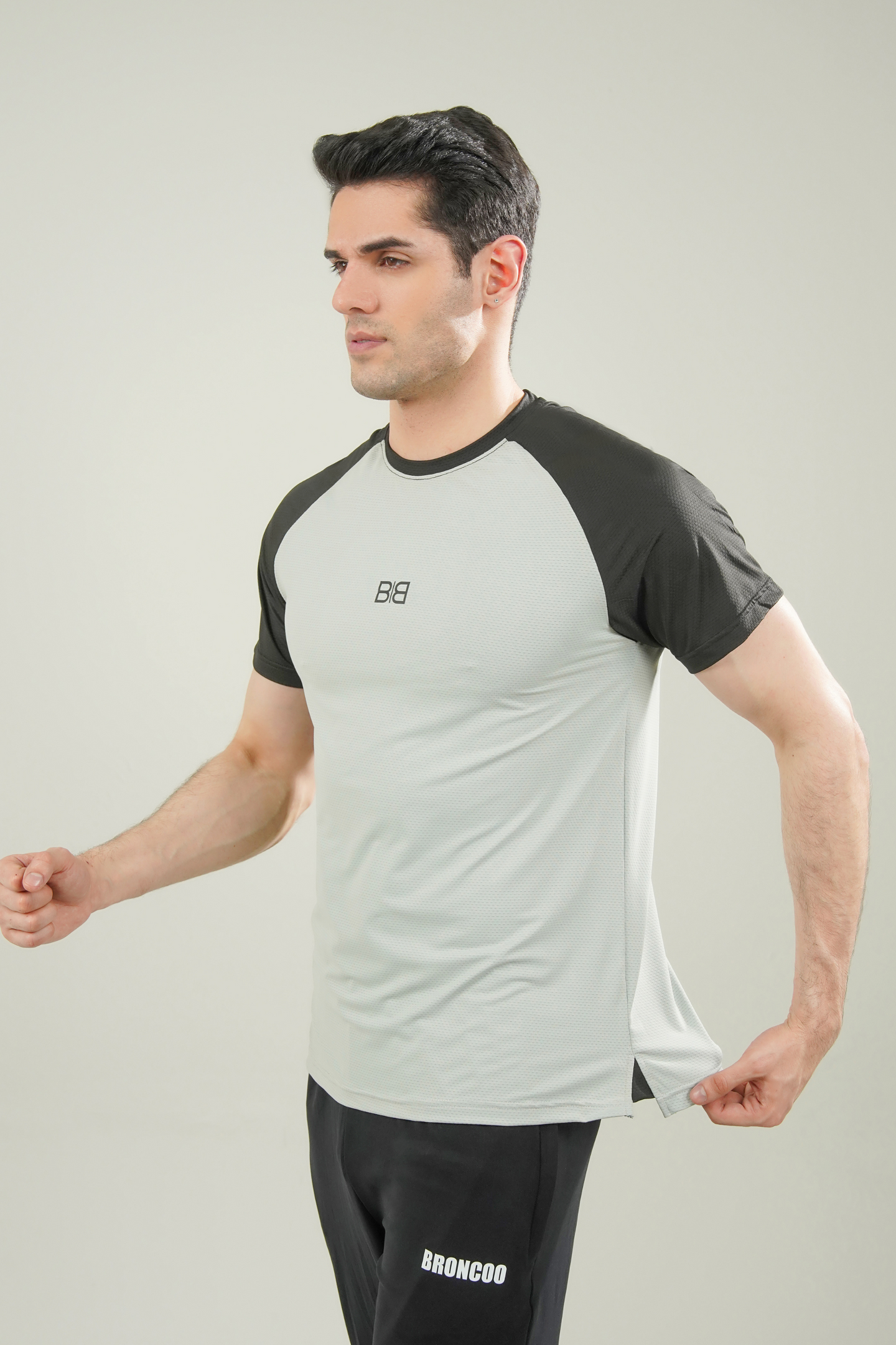 Performance Mesh T-Shirt - Light Grey