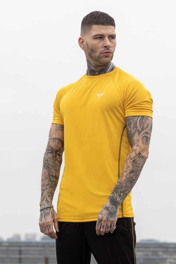 Broncoo Yellow Essential T-Shirt