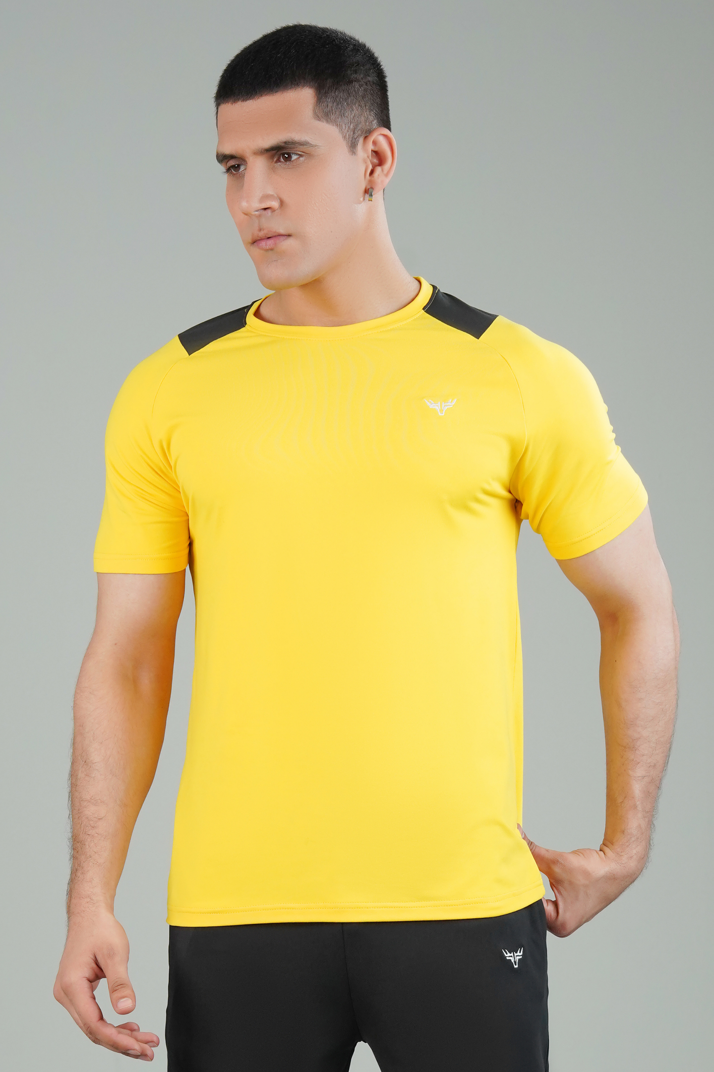 Broncoo B-Tech T-Shirt
