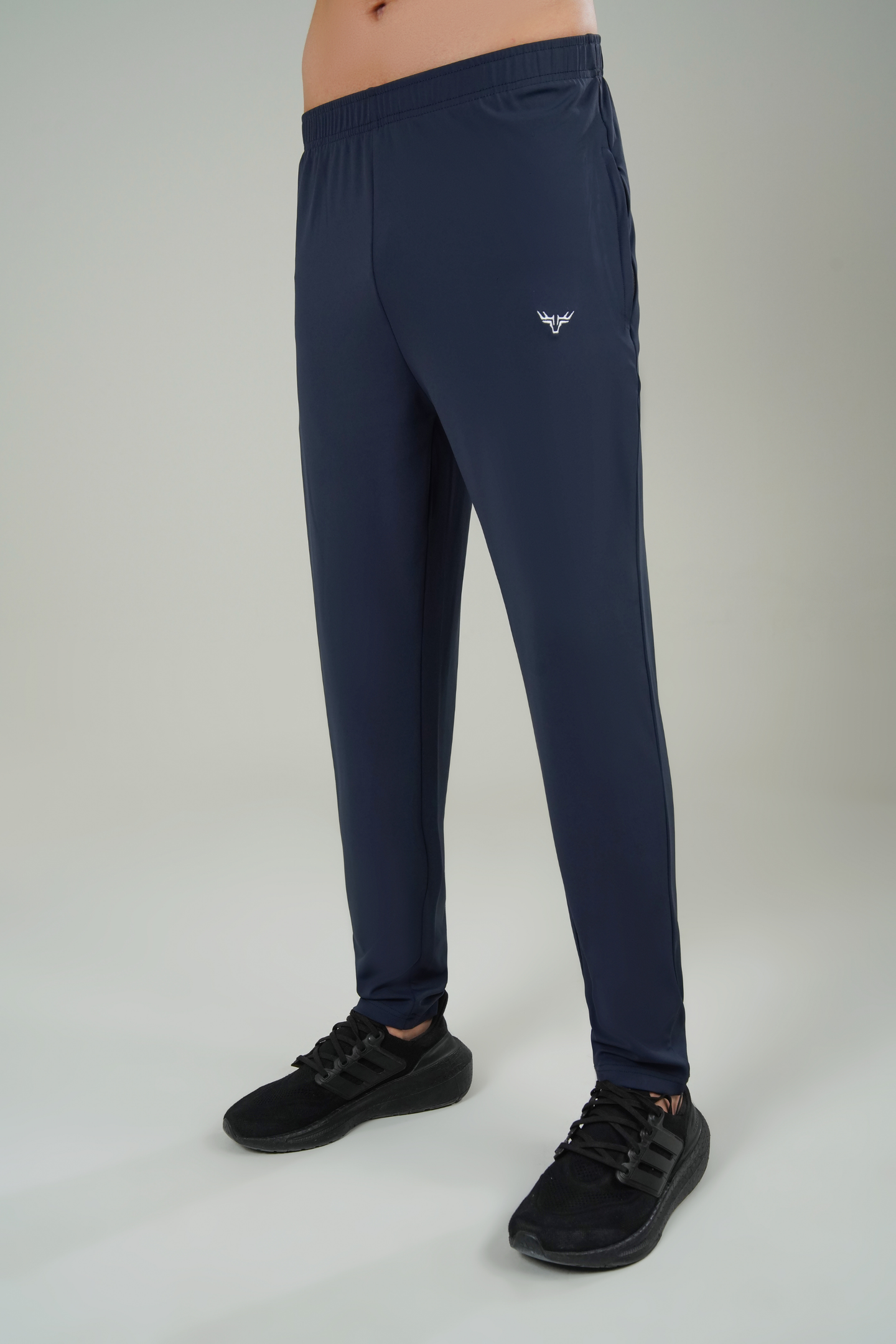 Broncoo Essential Trouser - Navy