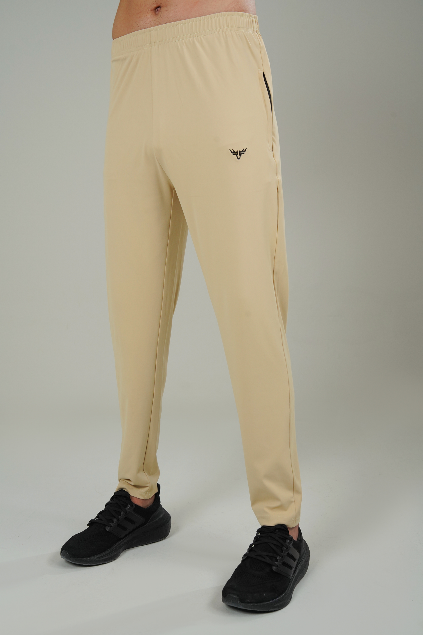 Broncoo Essential Trouser - Beige