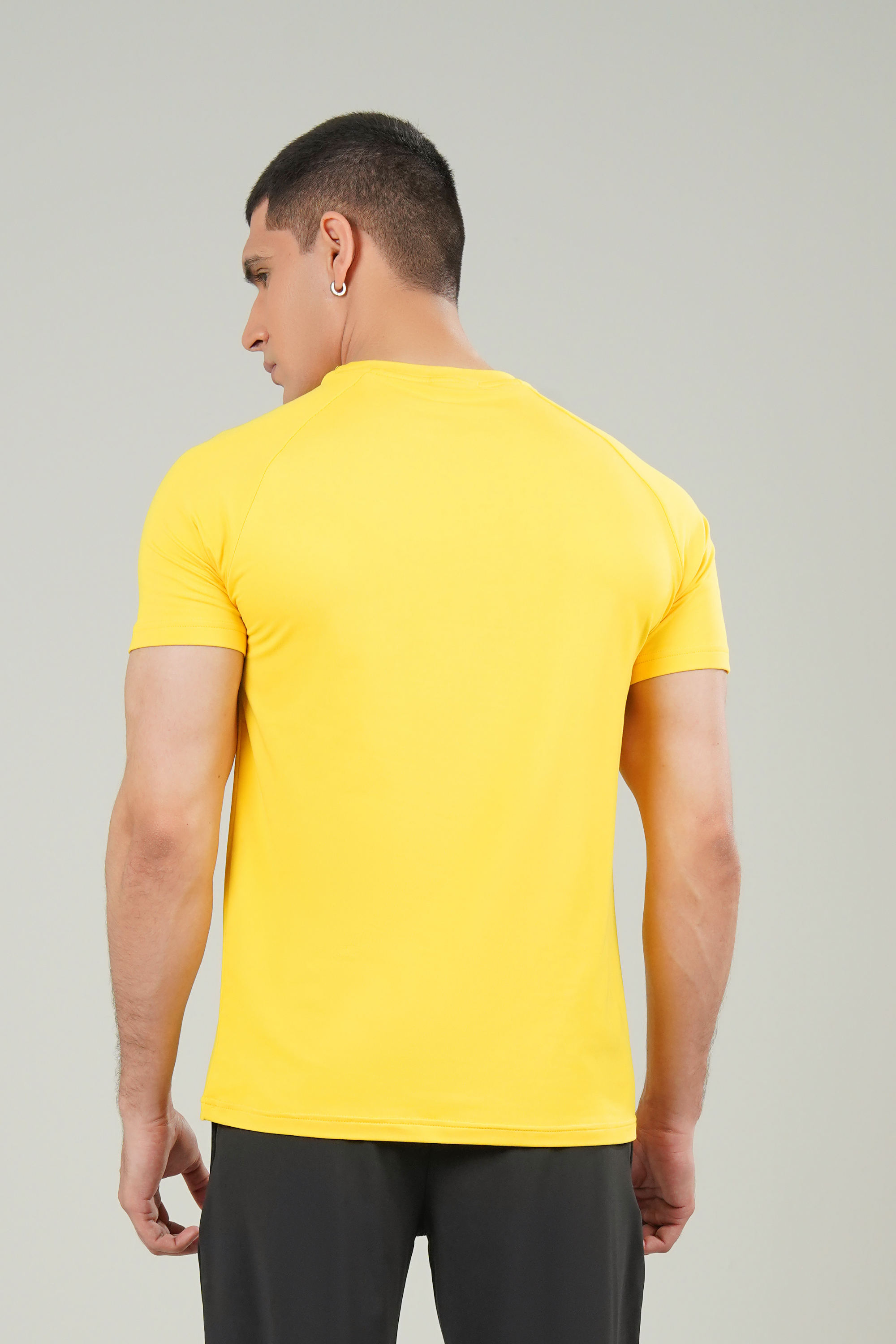 Broncoo Essential T-Shirt- Yellow