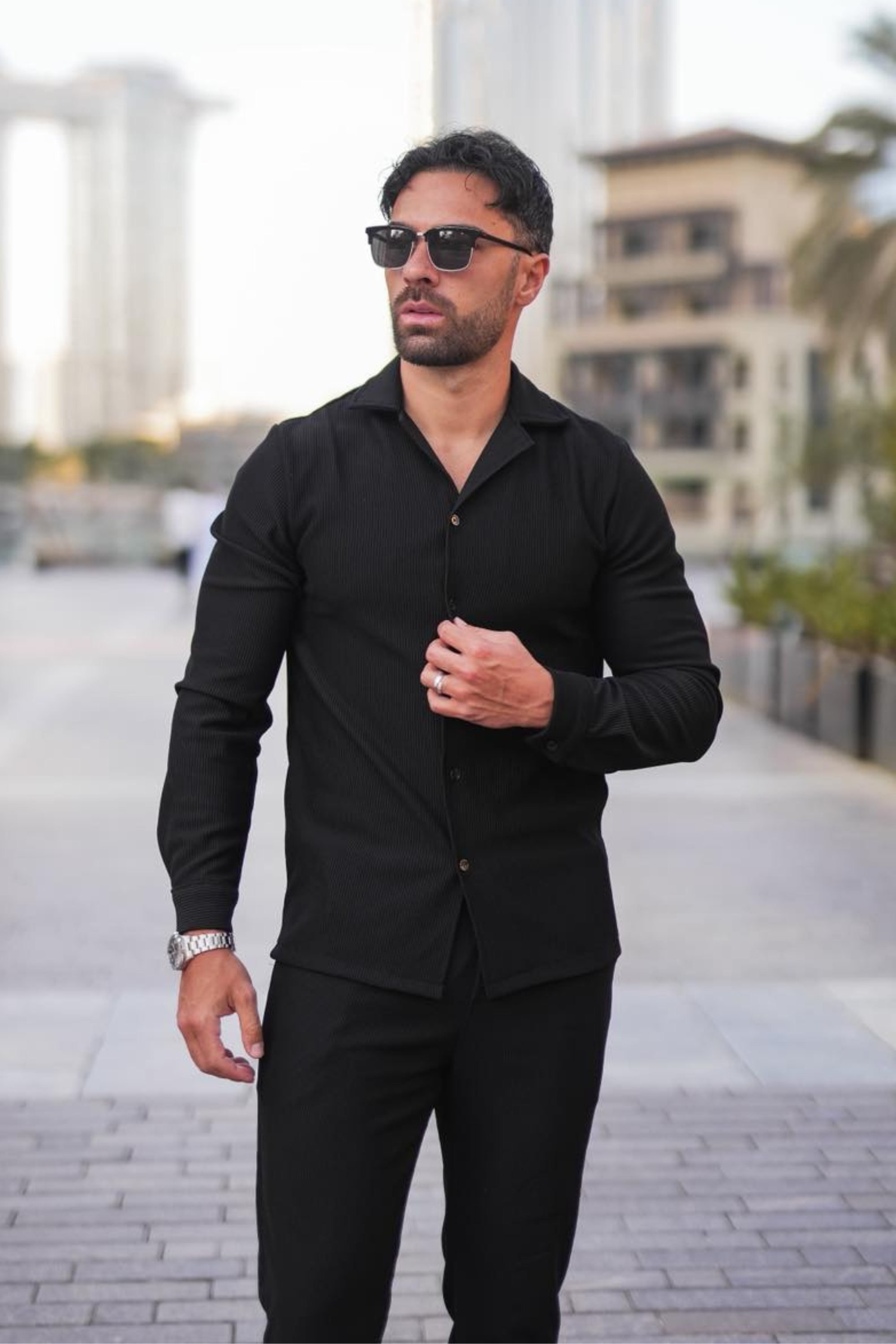 Broncoo Black Essential Button Up Set