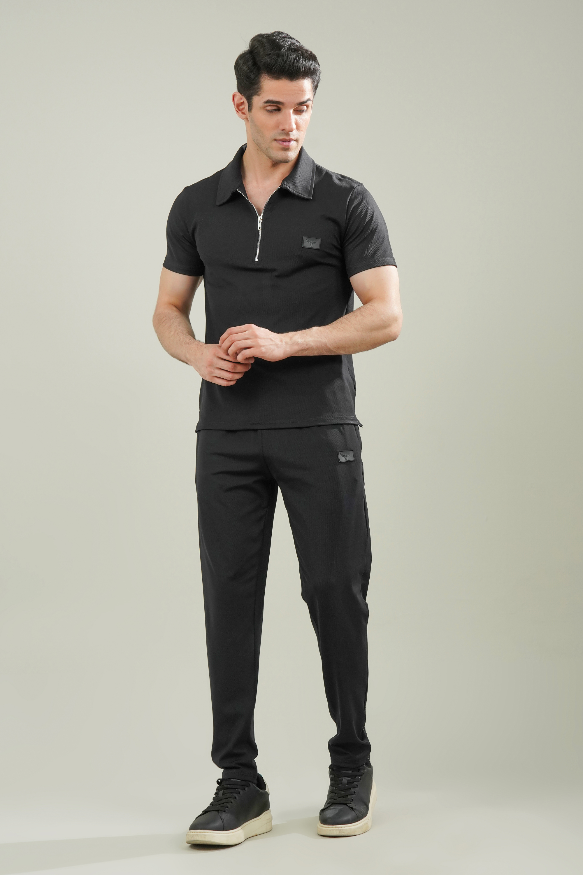 Zephyr Black Tracksuit