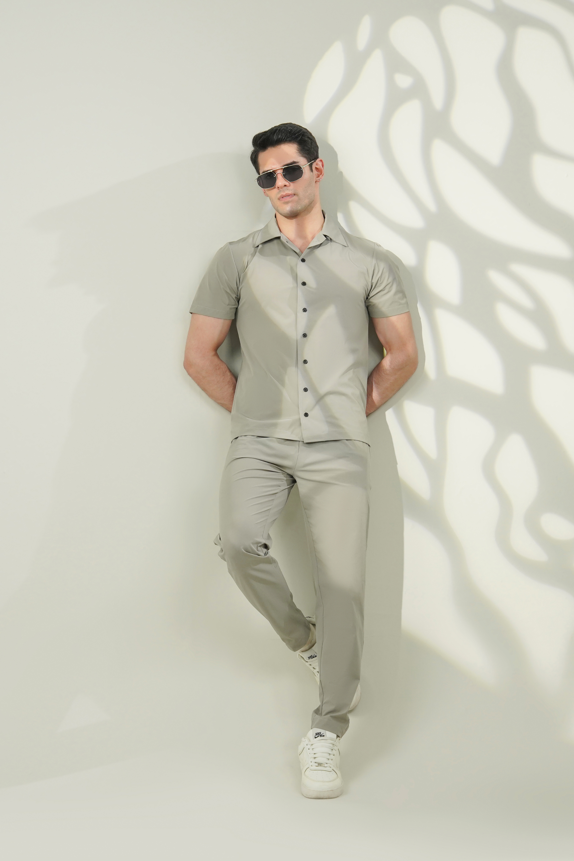 FlexFit Short-Sleeve Button-Up Shirt - Light Grey