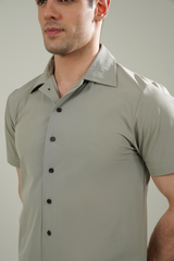 FlexFit Short-Sleeve Button-Up Shirt - Light Grey