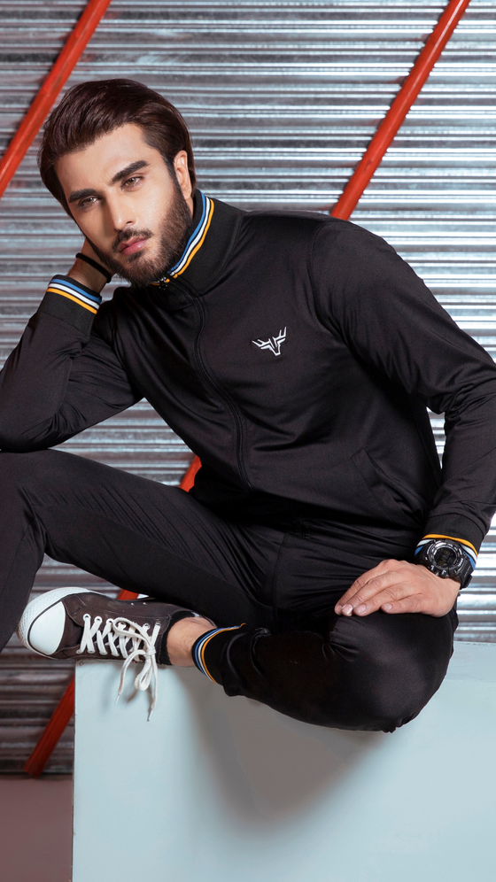 Black Core Running Zipper