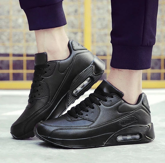 Broncoo Black Air Trainer